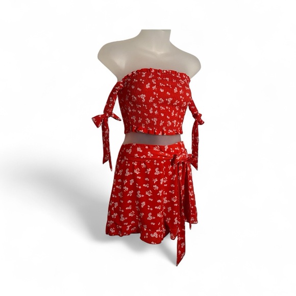 Parisian Works Scarlet Floral Bandeau - Picture 3 of 12